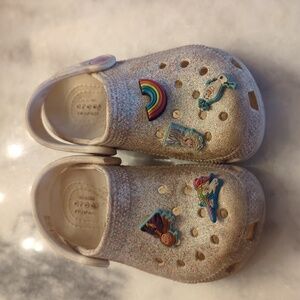 CROCS Girls Glitter With Charms Clog 9